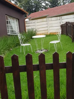 A BEAUTIFUL WELL LOOKED AFTER COTTAGE HOUSE UP FOR RENT IN BORDEAUX NORTH, WHICH IS PART OF RANDBURG