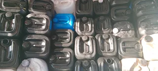 25L plastic containers