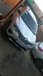 Automatic Renault triber 2022 model , full house R135 Neg
