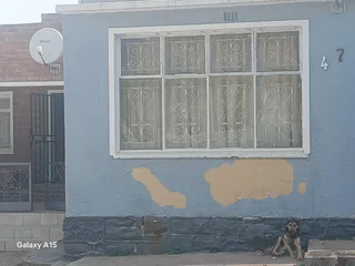 Bezuidenhout Valley Johannesburg,4 bed,2 bath for sale.(plus 2*1bed flatlet,  5*Bachelor, 4 room).