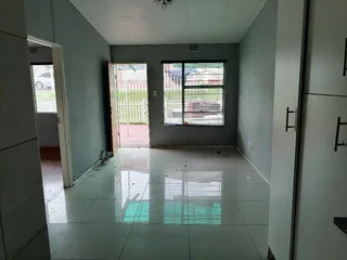 2 Bedroom Simplex for sale at Ridgeway.