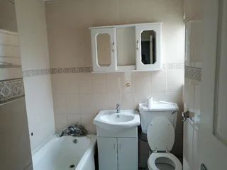 2 Bedroom Simplex for sale at Ridgeway.