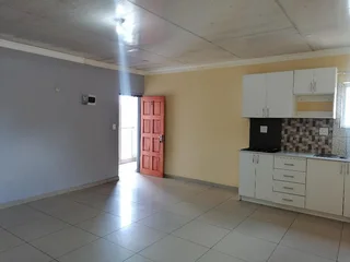 Clean and Very Spacious 1 bed, 1 bath Unit for rent at Winchester Hills.