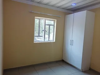 Clean and Very Spacious 1 bed, 1 bath Unit for rent at Winchester Hills.