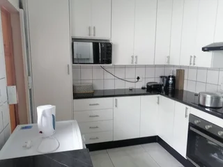 Clean 3Bed, 2Bath Main House with a study that can be used for a 4th bed for rent at Winchester Hill