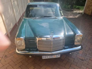 Mercedes Benz 230 W114 1970 - 1 Owner / 57000km