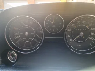 Mercedes Benz 230 W114 1970 - 1 Owner / 57000km