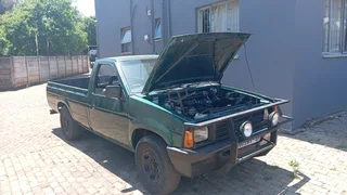 Nissan hardbody 4x2 lwb