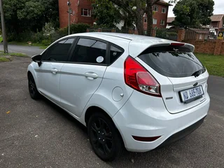 2017 Ford fiesta 1.0 T  ecoboost ,trendline ,manual ,121000kms ,Fsh , drives well with no issues.