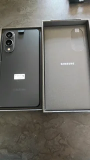 Brand New Samsung s24 edge