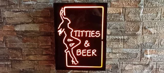 Pub light boxes
