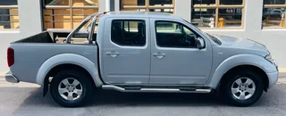 2015 Nissan Navara 2.5Dci Double cab , manual 4x2 in good condition