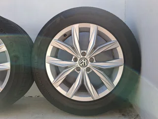 18" VW OEM Tiguan Kingston Rims. 5x112pcd