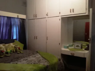 LARGE FAMILY HOME IN PELHAM