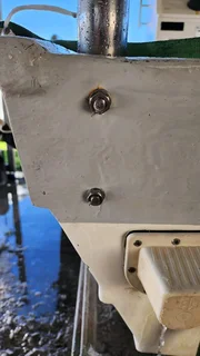 Boat hull cleaner