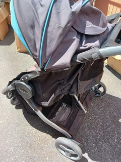 Pram for twins