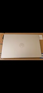 HP 15 i3 N305, 8GB, 256GB NVMe 15.6&#34; ( New condition &amp; has full warranty )