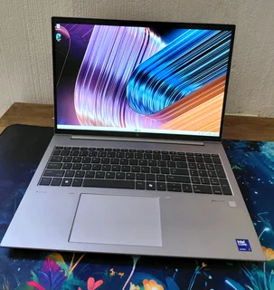 HP Zbook Firefly 16 G11 Mobile Workstation