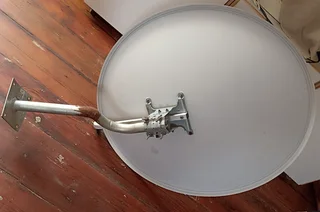 Openview OV512 Decoder - OVHD with Satellite Dish,