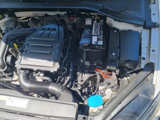 SUPER SPORTY GOLF 2018 Volkswagen GOLF 7 1.0 Comfortline