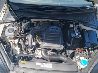 SUPER SPORTY GOLF 2018 Volkswagen GOLF 7 1.0 Comfortline