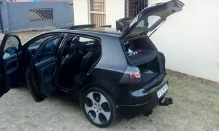 2005 Volkswagen Golf Hatchback