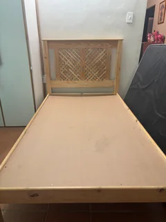 3/4 bed matrass included