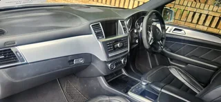 2013 Mercedes-Benz ML63 AMG V8 Biturbo SUV