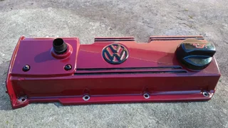 Vw golf 2.0 8v custom aluminum tappet cover and oil cap