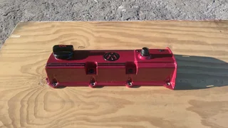 Vw golf 2.0 8v custom aluminum tappet cover and oil cap