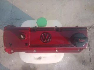 Vw golf 2.0 8v custom aluminum tappet cover and oil cap