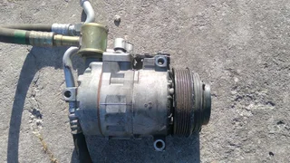 Mercedes Benz W202 M111 aircon compressor / pump