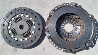 Opel corsa gamma 1.4 LUK clutch kit