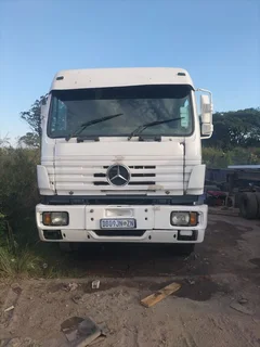 With or without work 1998 Mercedes powerliner 2638