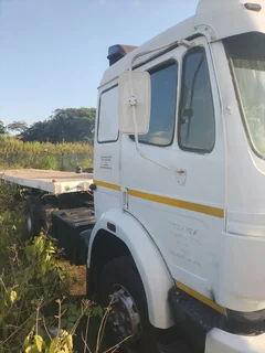 With or without work 1998 Mercedes powerliner 2638