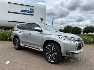 2018 Mitsubishi Pajero  2.4D 4x4 at SUV
