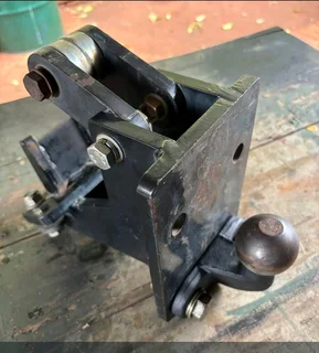 Land Rover Discovery Heavy Duty Tow Hitch