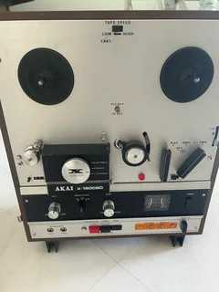 AKAI X-1800SD Retro Reel to Reel Tape Recorder & 8-Track
