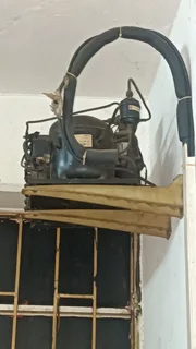 Refrigerator counter display