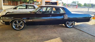 1966 Oldsmobile Ninety Eight V8 bigblock 7L