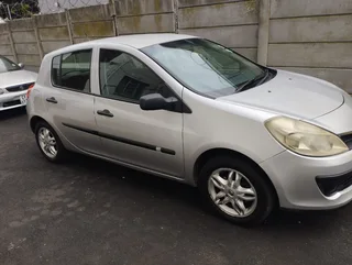 2007 Renault Clio Hatchback