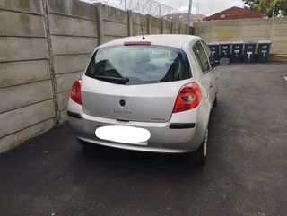 2007 Renault Clio Hatchback