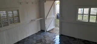 Room to rent for 1 person in Chantelle 3km from Wonderpark Mall