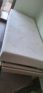 Tempur adjustable single bed