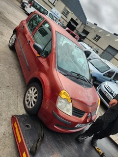 Renault Modus 1.4 16v. Striping for Spares