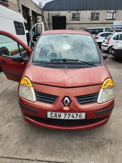 Renault Modus 1.4 16v. Striping for Spares
