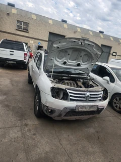 Renault Duster 1.6 16v. 2014 model 5 speed manual Striping for spares