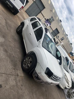 Renault Duster 1.6 16v. 2014 model 5 speed manual Striping for spares