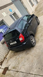 Citroen C2 1.4Hdi 2006 model 5speed manual Striping for Spares- All car available