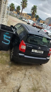 Citroen C2 1.4Hdi 2006 model 5speed manual Striping for Spares- All car available